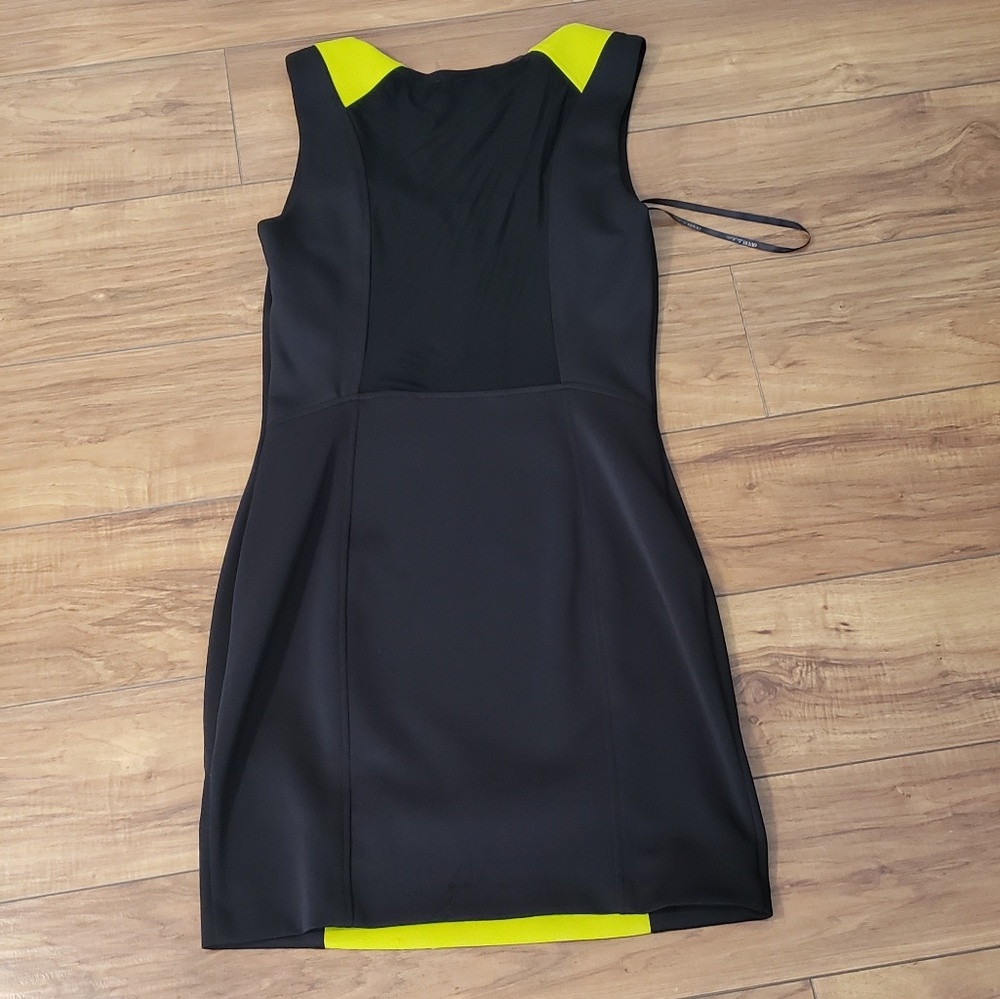 GUESS DRESS - Picture 4 of 6